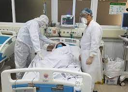Nhiều bệnh nhân mắc Covid-19 nặng phải thở máy 